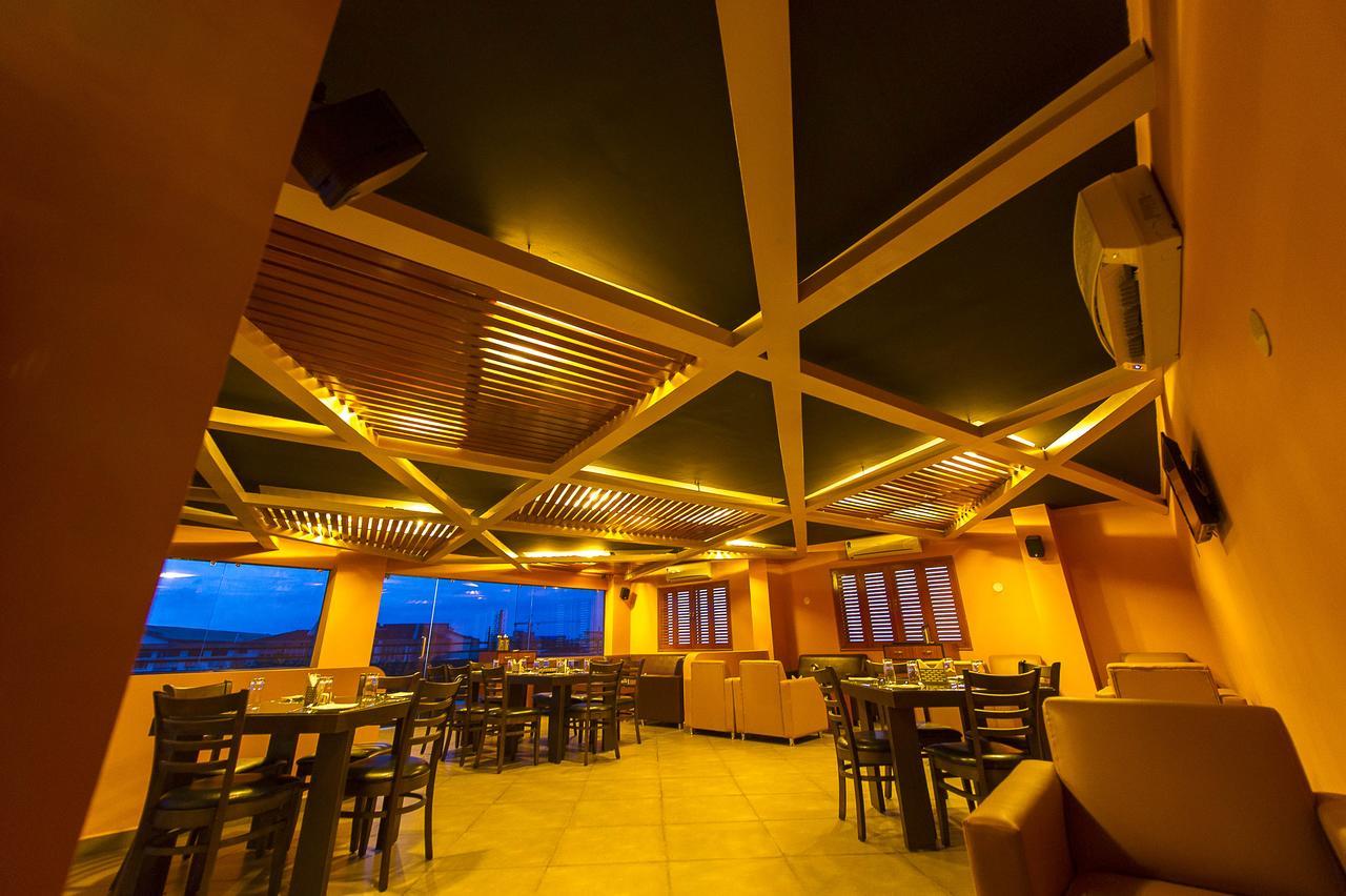 Hotel Green Park Suites Manipal Exterior foto